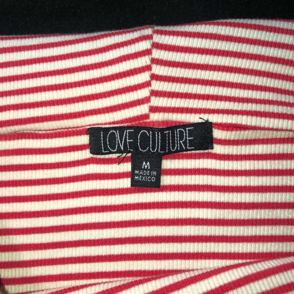 Cropped Off the Shoulder Top - Picture 3 of 5